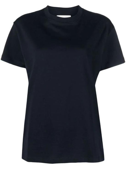 Short -sleeved t -shirt