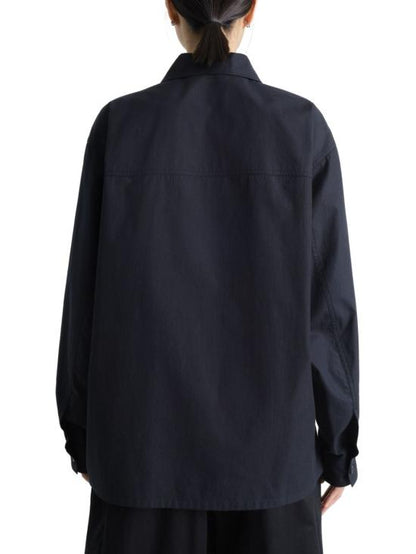 Long -sleeved shirt