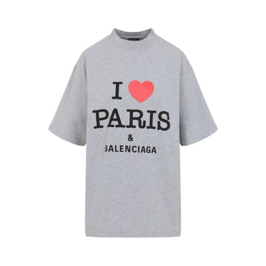 Short -sleeved t -shirt
