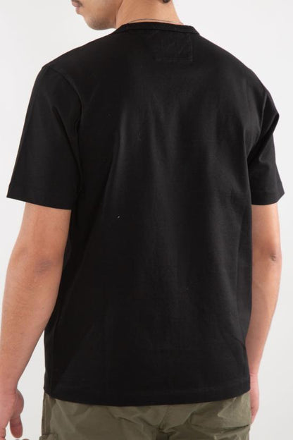 Short -sleeved t -shirt
