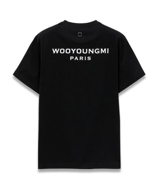 Short -sleeved t -shirt