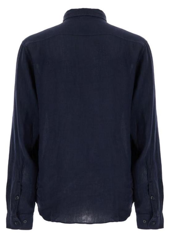 Long -sleeved shirt