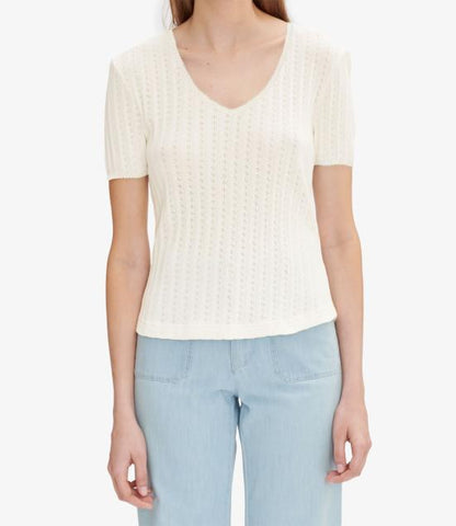 Short -sleeved t -shirt