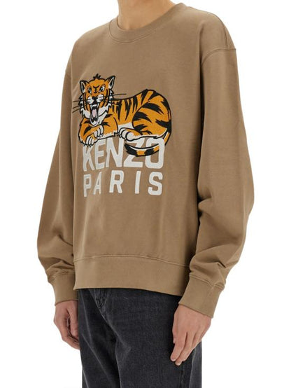 Long -sleeved t -shirt