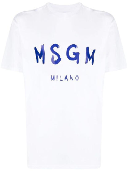 Short -sleeved t -shirt