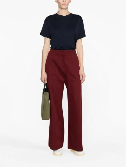 Short -sleeved t -shirt