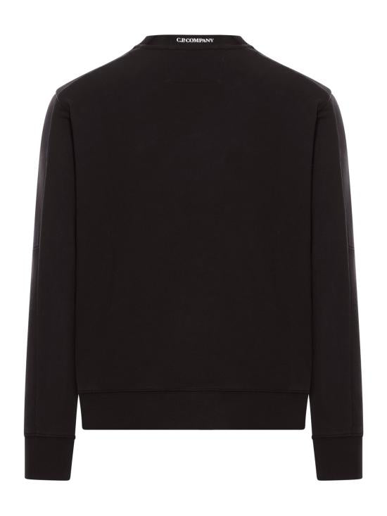 Long -sleeved t -shirt