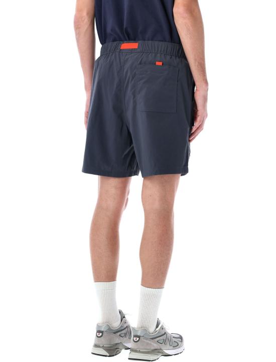 Short pants