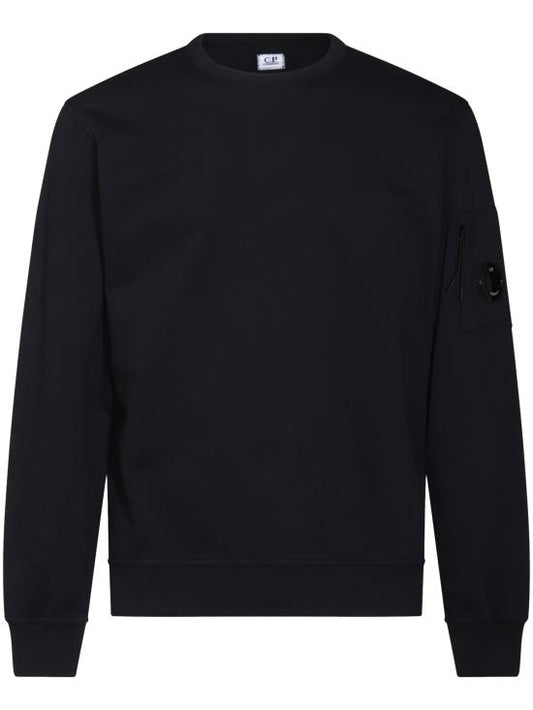 Long -sleeved t -shirt