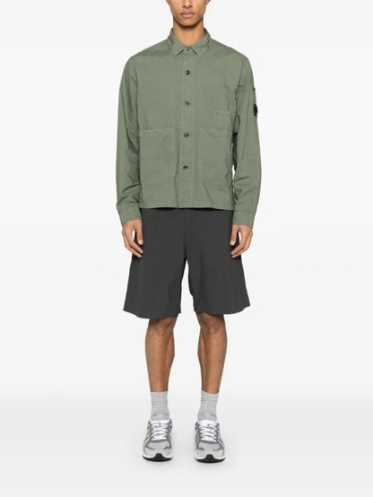 Long -sleeved shirt