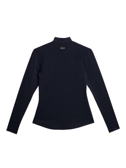 Long -sleeved t -shirt