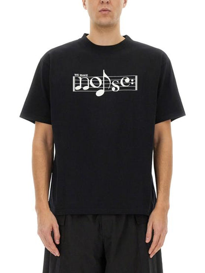 Short -sleeved t -shirt