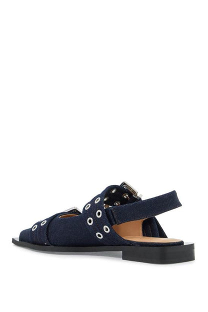 Flat shoes