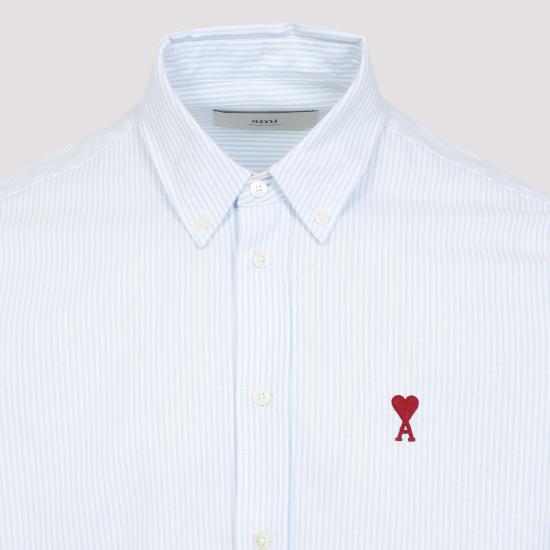 قميص بأكمام طويلة