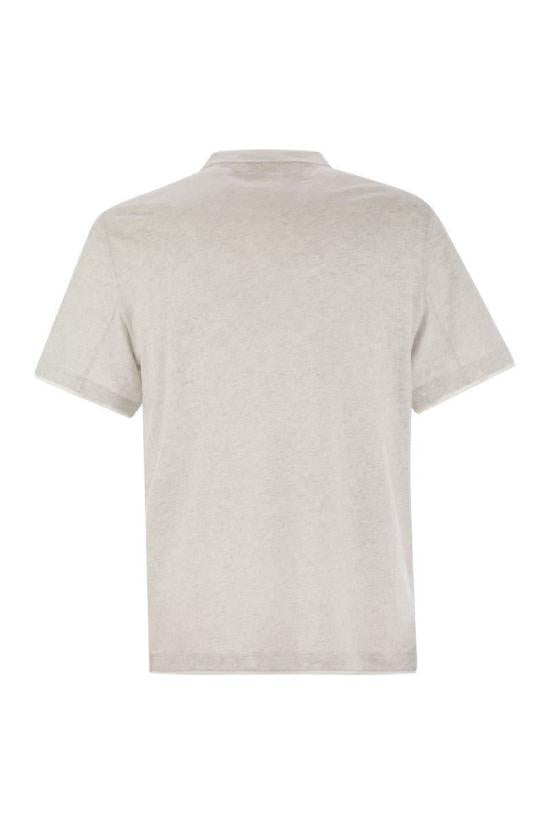 تي شيرت بأكمام قصيرة