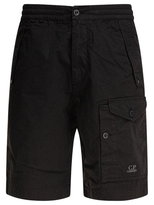 Short pants