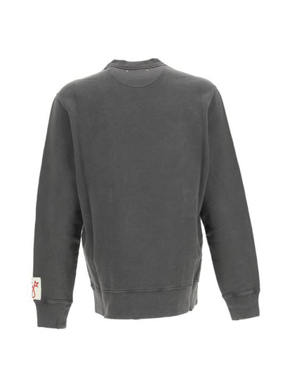 Long -sleeved t -shirt
