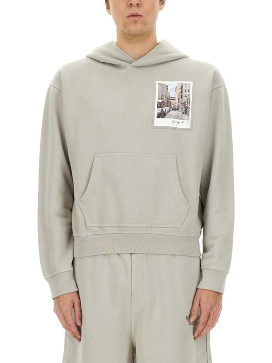 Hooded t -shirt