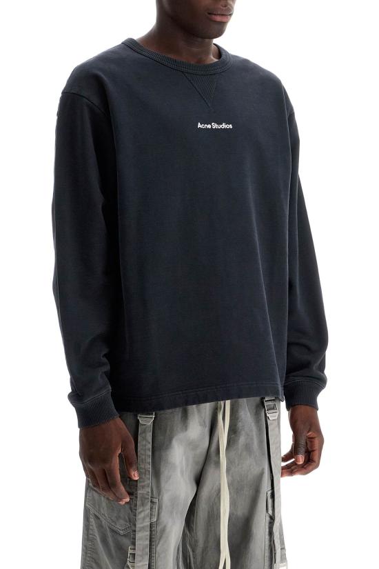 Long -sleeved t -shirt