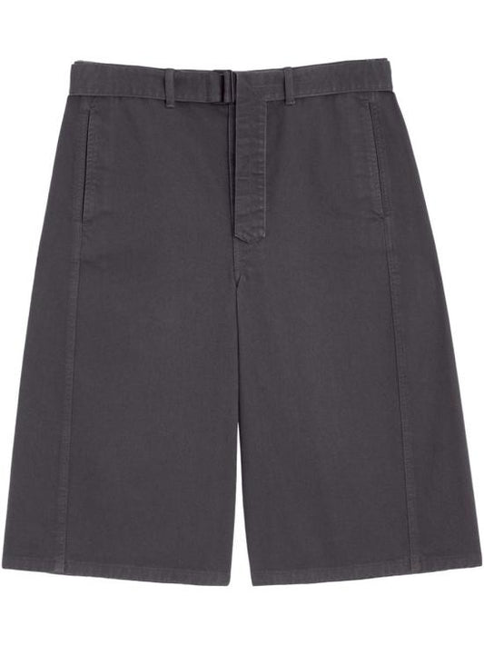 Short pants