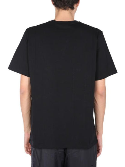 Short -sleeved t -shirt