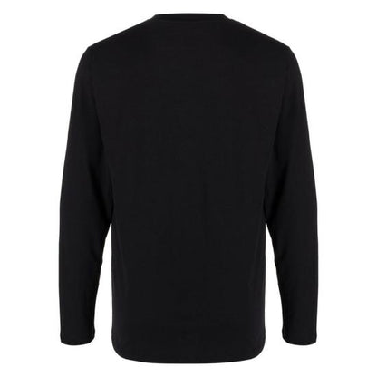 Long -sleeved t -shirt
