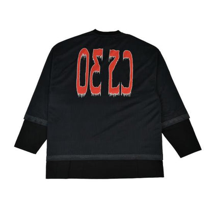 Long-sleeved t-shirt