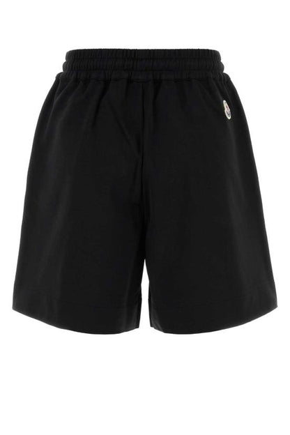 Short pants