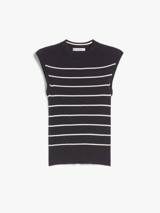 Short sleeve t -shirt