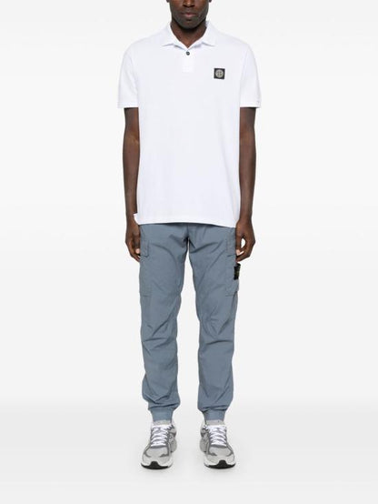 Short -sleeved t -shirt