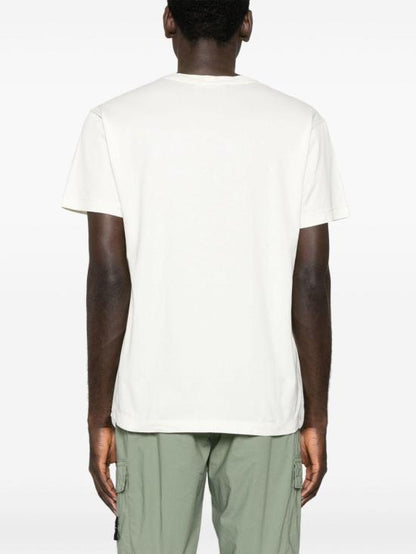Short -sleeved t -shirt