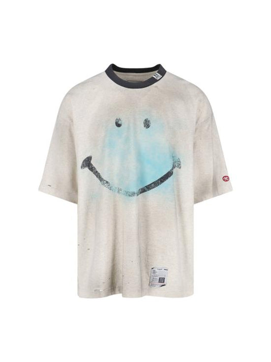 Short -sleeved t -shirt