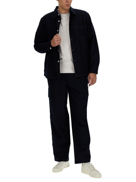 Short -sleeved t -shirt