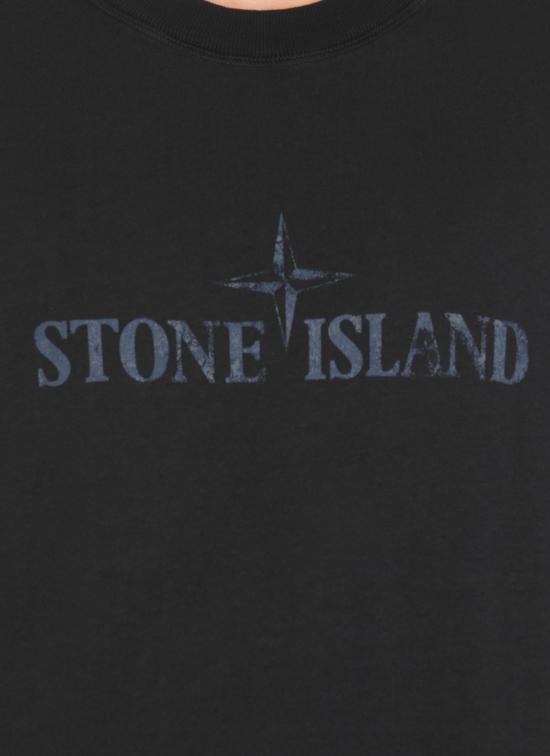 Short -sleeved t -shirt