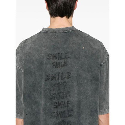 Short -sleeved t -shirt