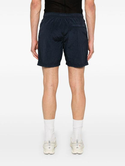 Short pants