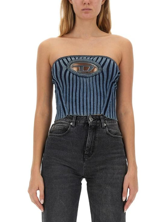 Sleeveless t -shirt