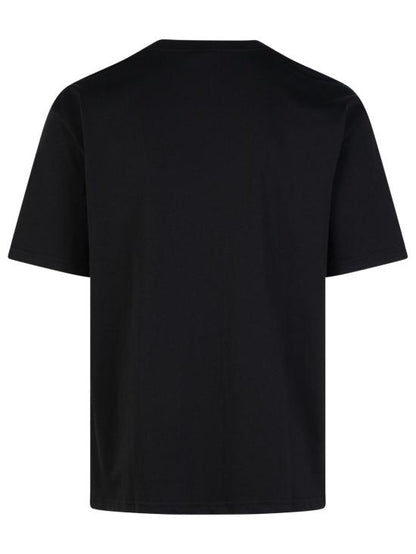 Short -sleeved t -shirt