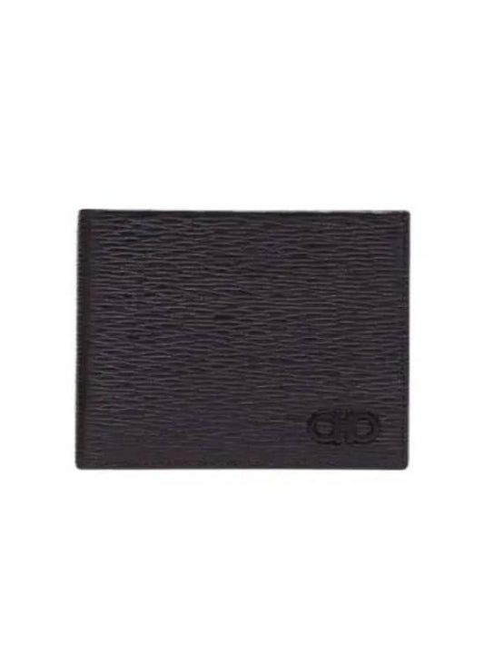 نصف المحفظة