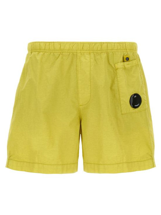 Short pants