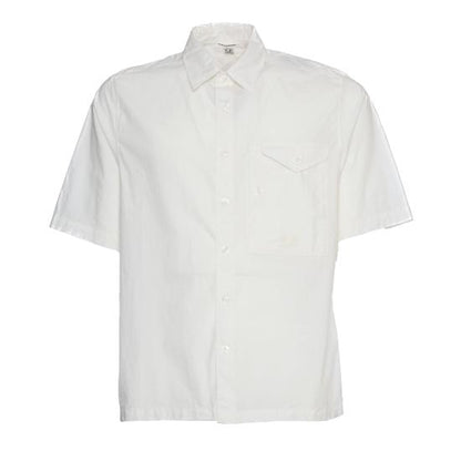 Short -sleeved shirt