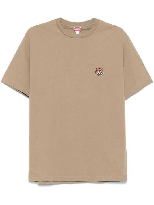 Short -sleeved t -shirt