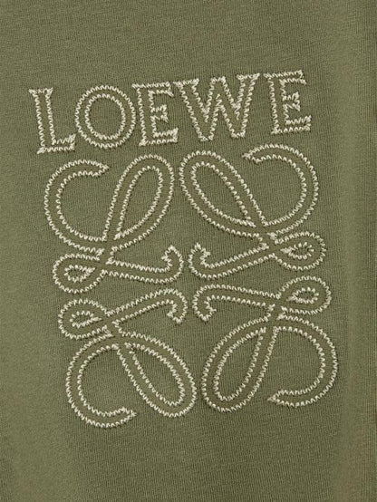 Short -sleeved t -shirt