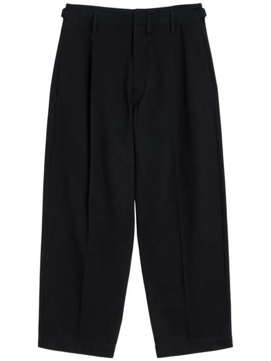 Straight pants