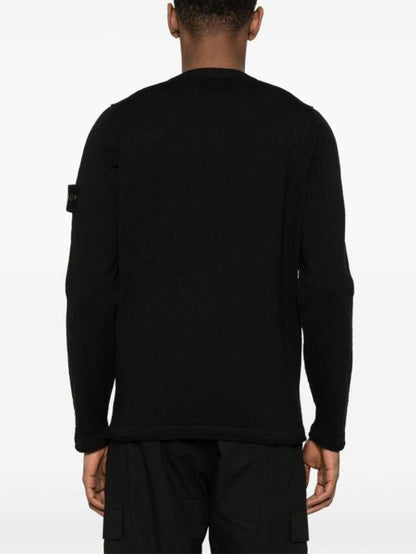 Long -sleeved t -shirt