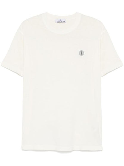 Short -sleeved t -shirt