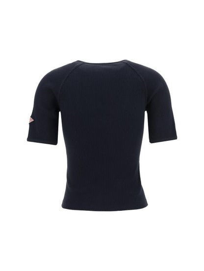 Short -sleeved t -shirt
