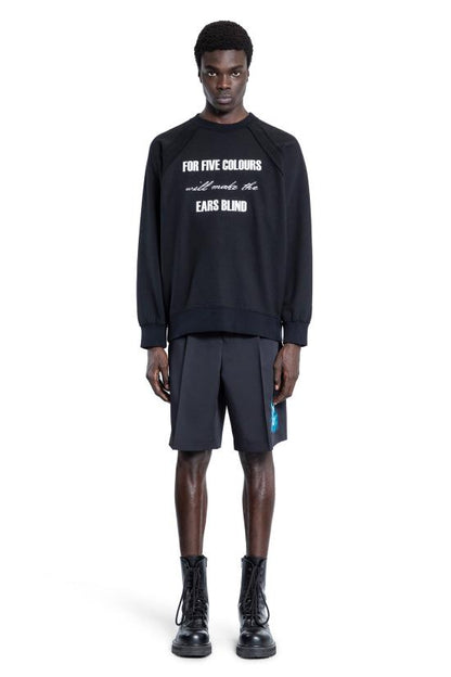 Long -sleeved t -shirt