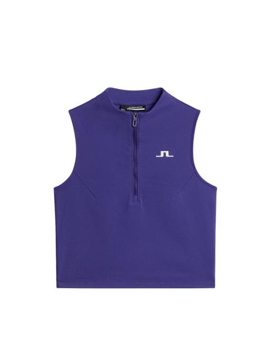 Sleeveless t -shirt