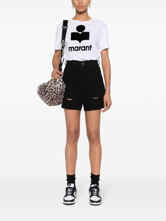 Short -sleeved t -shirt